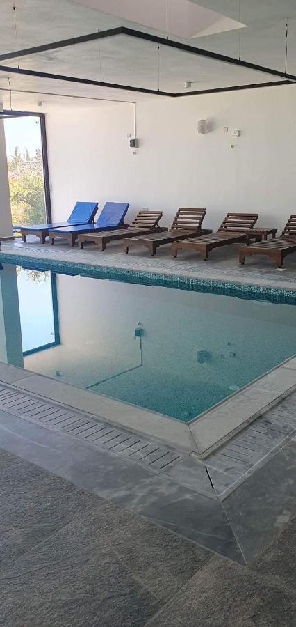 Hermes Penthouse Akanthou Bagian luar foto
