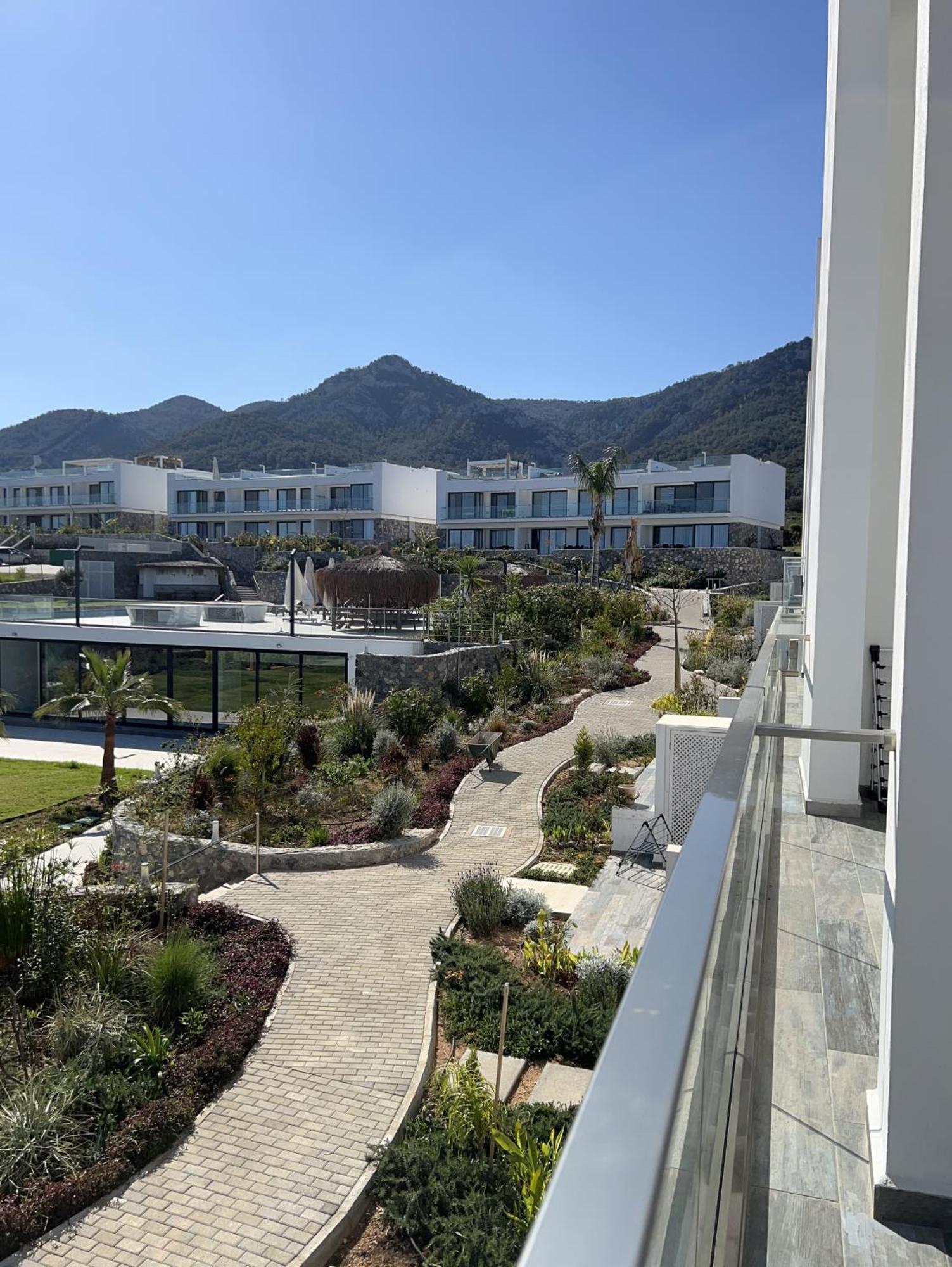 Hermes Penthouse Akanthou Bagian luar foto
